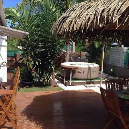 Charmant Bungalow Un P'Tit Coin De Paradis Saint-Francois  Ngoại thất bức ảnh