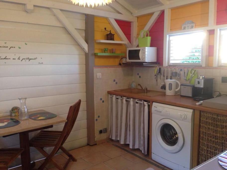 Charmant Bungalow Un P'Tit Coin De Paradis Saint-Francois  Ngoại thất bức ảnh