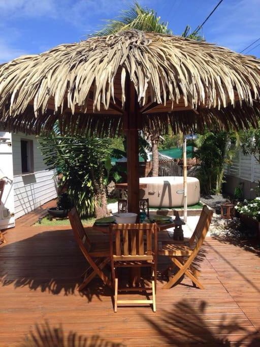 Charmant Bungalow Un P'Tit Coin De Paradis Saint-Francois  Ngoại thất bức ảnh