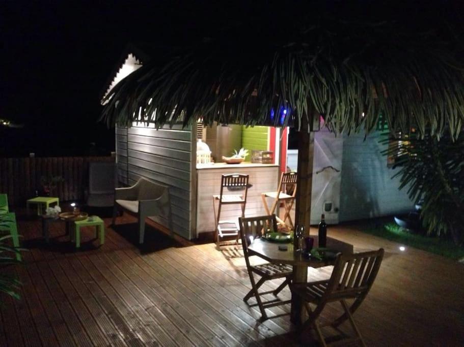Charmant Bungalow Un P'Tit Coin De Paradis Saint-Francois  Ngoại thất bức ảnh